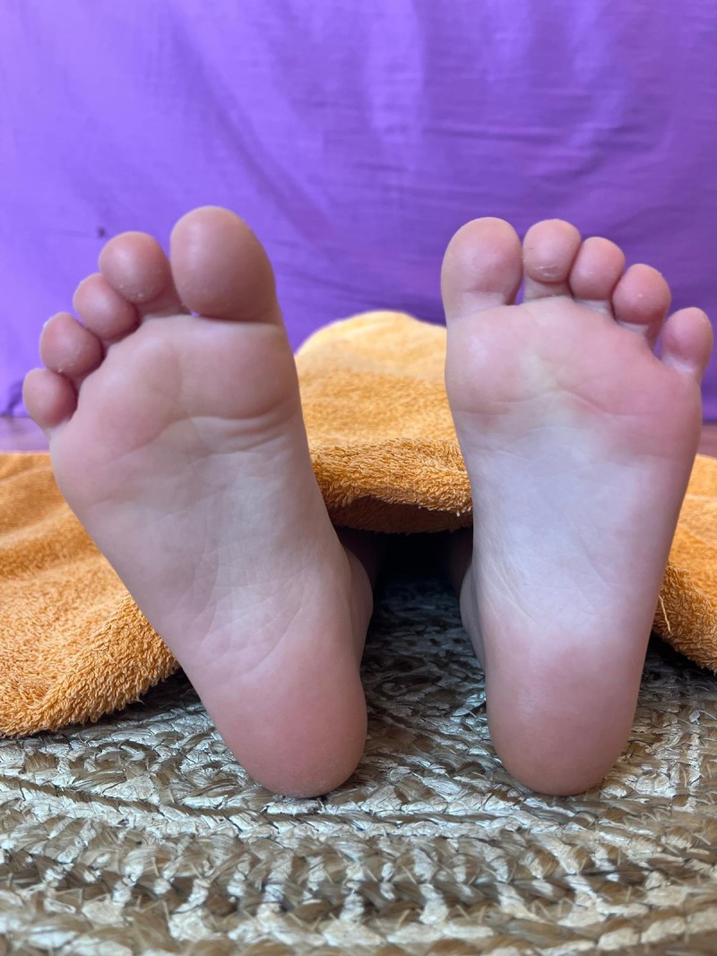 Sesión 1 a 1 de Reflexoterapia Podal Sensitiva 1 hora online vía zoom con acompañamiento